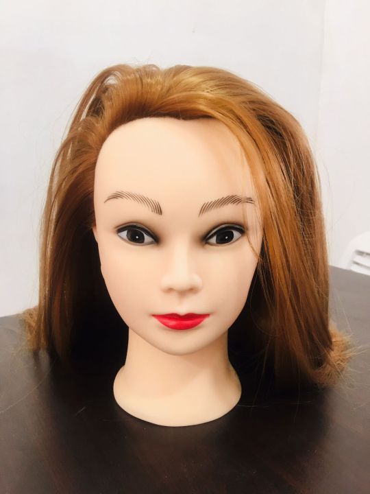 Hair%20Dummy%20for%20Training%20Cuttings%20and%20Styling%20Dummy%20With%20Small%20Bracket%20-%20Image%206