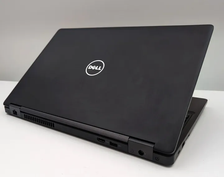 Dell%20Latitude%205580%20%20i5%207th%20Gen%2016GB%20Ram%20512GB%20NVME%20SSD%20%2015.6inch%20Laptop%20-%20Image%203