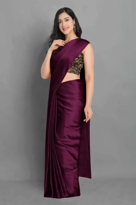 Valentina%20Saree%20With%20Brocade%20Blouse%20Piece%20For%20Wedding%20-%20Image%203