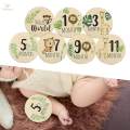 7x Baby Milestone Cards Round Wooden Monthly Cards for Home Table Decoration. 