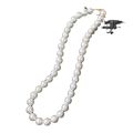French high-end pearl necklace is fashionable and simple commuting versatile clavicle chain, niche design sense creative necklace women. 