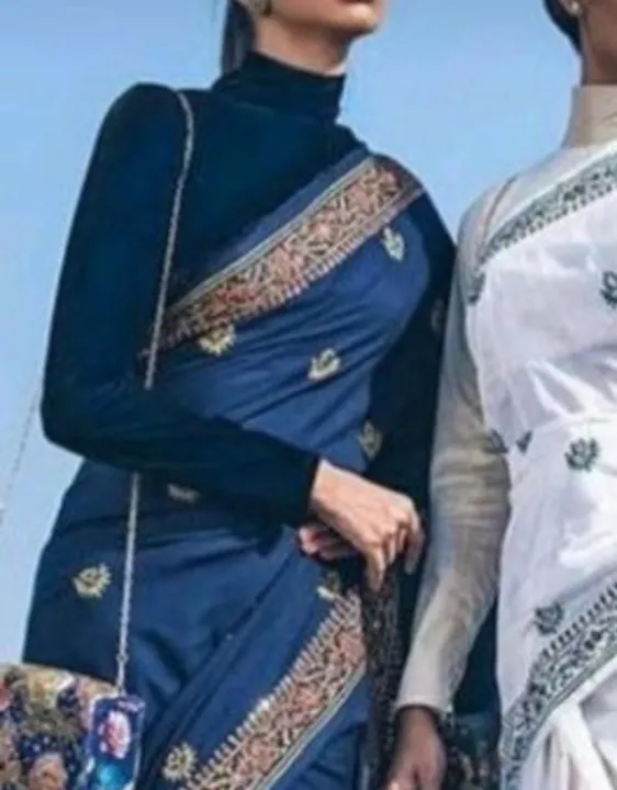 Cuelo%20Navy%20Blue%20Long%20Sleeve%20Mock%20Neck%20Ribbed%20Saree%20Jacket%20For%20Women%20-%20Image%204