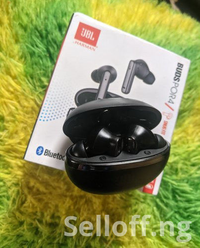 JBL%20Buds%20POR4%20%E2%80%93%20True%20Wireless%20Bluetooth%20Earbuds%20with%20Deep%20Bass,%20Noise%20Reduction%20&%20Long%20Battery%20Life%20-%20Image%205