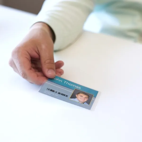 Laminating%20pouches%2065%20x%2095%20mm%20250mic%20/%20150%20mic%20/%2080%20mic%20100Pcs%20%20(Driving%20license%20Size)%20-%20Image%204