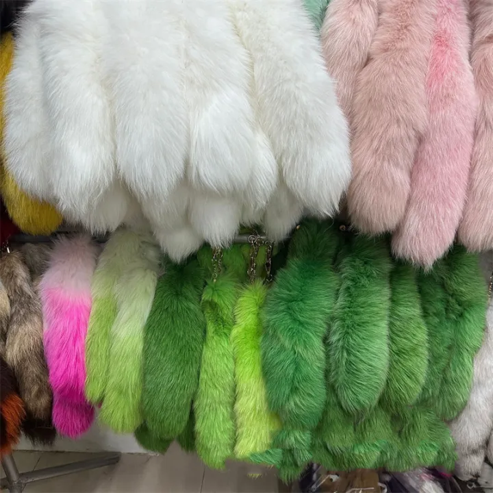 Natural%20Fox%20Fur%20Tail%20Keychain%20Furry%202024%20cHIC%20y2k%20Beautiful%20Accesory%20Length%2040Cm%20Car%20Keychain%20For%20Women%20Fluffy%20Key%20Chain%20-%20Image%202