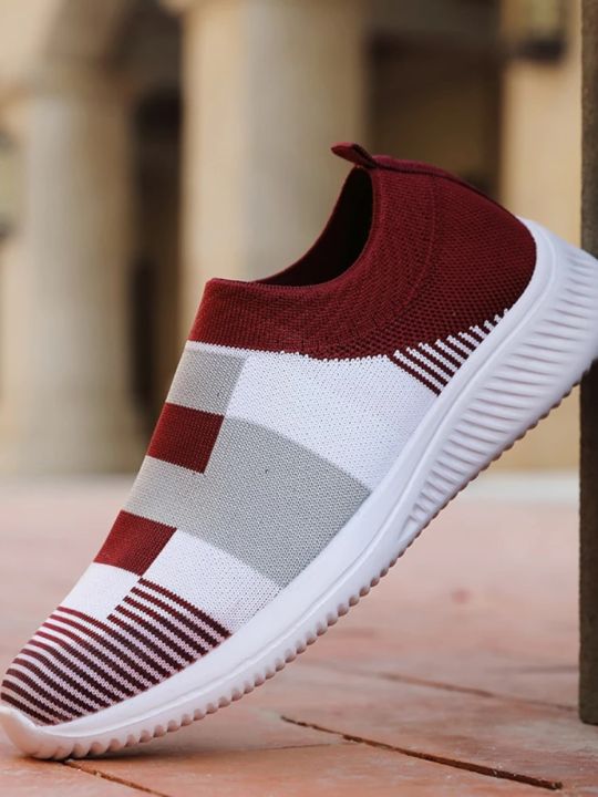 Women%20Sneakers%20Walking%20Shoe%20Woman%20Lightweight%20Loafers%20Tennis%20Casual%20Ladies%20Fashion%20Slip%20on%20Sock%20Vulcanized%20Shoes%20Plus%20Size%202022%20-%20Image%206