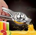 Stainless steel lemon squeezer MANUAL. 
