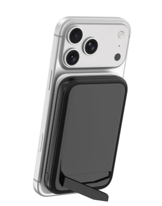 WIWU%2022.5W%2010000mAh%20CLASSIC%20KICKSTAND%20WIRELESS%20MAGNETIC%20POWER%20BANK%20(12%20MONTH%20WARRANTY)%20(WI-P064)%20-%20Image%203