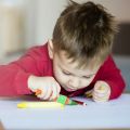 15 Pcs Oil Pastel Extender Metal Holder Crayon Holder Tool Extender Plastic Drawing Crayon Cap Crayon Pen Cap. 