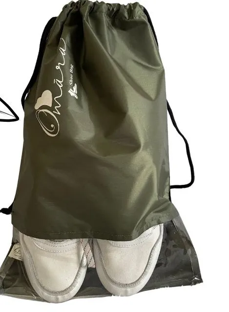 Waterproof%20Travel%20Shoe%20Bag%20-%20Keep%20Your%20Shoes%20Protected%20and%20Dry%20-%20Image%203