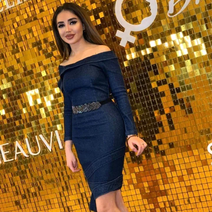 4%20Pcs/lot%2030x30cm%203d%20Sequin%20Wall%203d%20Art%20Wall%20Sequins%203d%20Wall%20Panel%20Mirror%20Wall%20Cloth%20Paint%20House%20Party%20Decor%20Brand%20Logo%20-%20Image%207