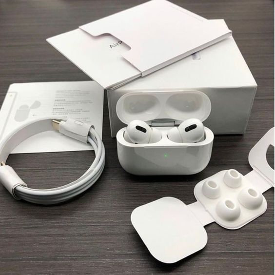 Airpods%202nd%20gen%20Apple%20Earbuds%20Bluetooth%20Hand%20free%20Earphone%20(2nd%20generation)wireless%20white%20charging%20case.%20-%20Image%205