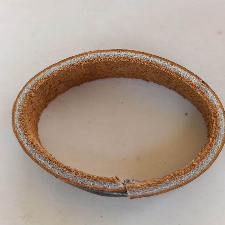 Leather%20hand%20made%20belt%20ring%20loops%20-%20Image%203