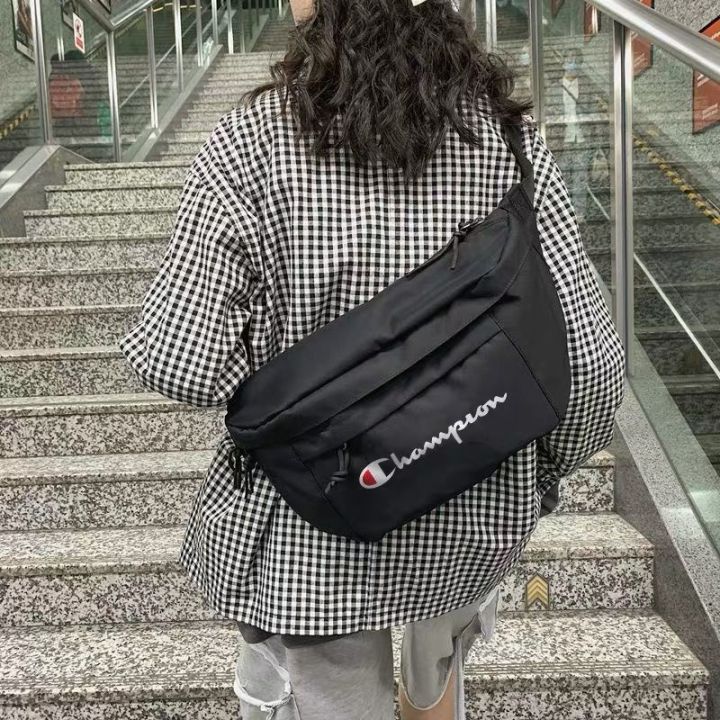 Large%20Capacity%20Queen%20Yibo%20Shoulder%20Bag%20Waist%20Bag%20Outdoor%20Chest%20Bag%20Men's%20Messenger%20Bag%20Same%20Embroidery%20Sports%20Japan%20-%20Image%204