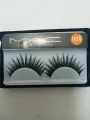 Styling Eyelashes - Black. 