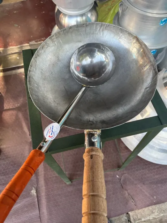 Stainless steel rice pan Wok pan with stainless steel spoon (no 14)