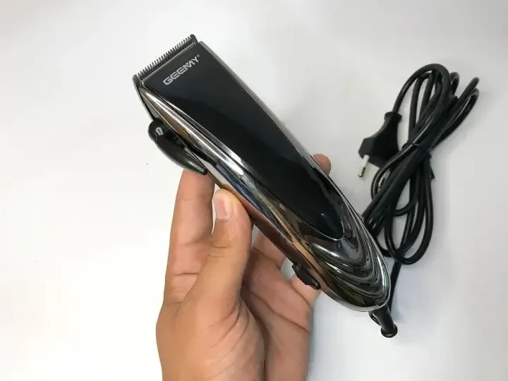 GEEMY%20GM-813%20Professional%20Beard%20Hair%20Trimmer%20Electric%20Clipper%20Shaving%20Saloon%20Barber%20Salon%20Razor%20Main%20AC%20Power%20Supply%20Cut%20Wire%20Machine%20Man%20Beard%20Fading%20Blending%20Set%20-%20Image%206