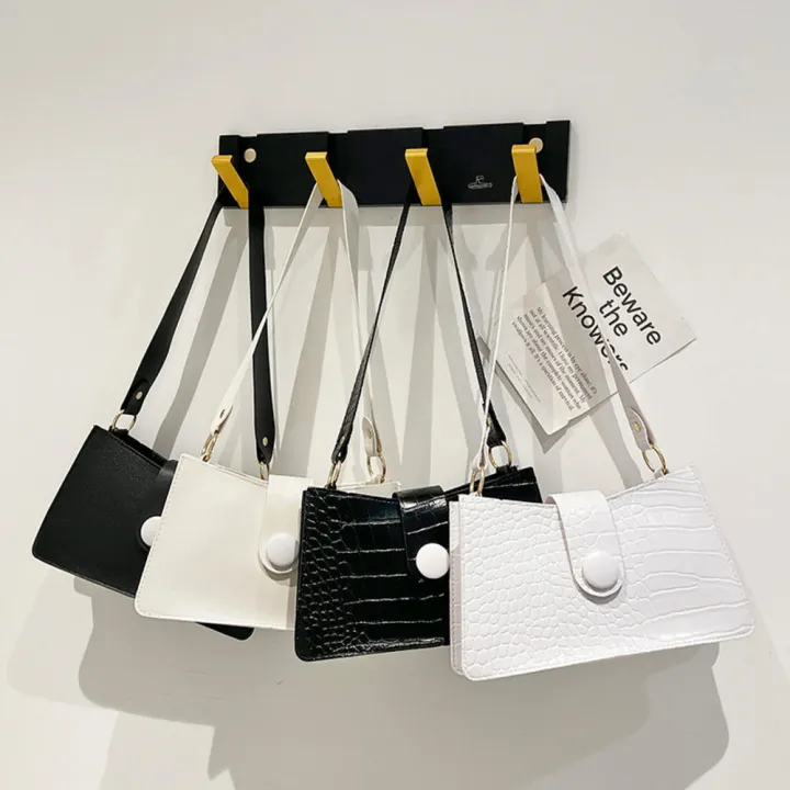 Mini%20Shoulder%20Bag%20Crocodile%20Print%20Handbag%20Mini%20Crossbody%20Bag%20Crocodile%20Pattern%20Handbag%20Thick%20Chain%20Shoulder%20Bag%20-%20Image%202