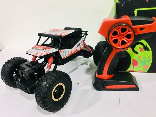 4WD%20Rock%20Crawler%20Off%20Road%20Metal%20Rechargeable%20Monster%20Car%20Truck%20Buggy%20Jeep%20Giant%20Rock%20Climber%202.4Ghz%201%20to%2014%20Scale%20Luxury%20Design%20High%20Quality%204%20Wheel%20Off%20Road%20Full%20Function%20-%20Image%208