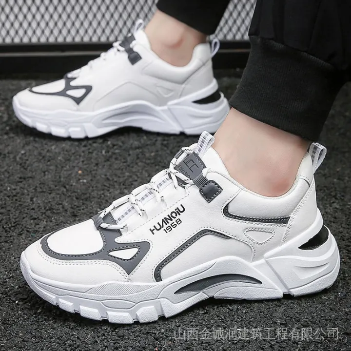 Universal%20Spring%20New%20Sports%20Shoes%20Men's%20Mid-Top%20Breathable%20Versatile%20Korean%20Casual%20Shoes%20Trendy%20Running%20Shoes%20Low%20Trendy%20Shoes%20-%20Image%205