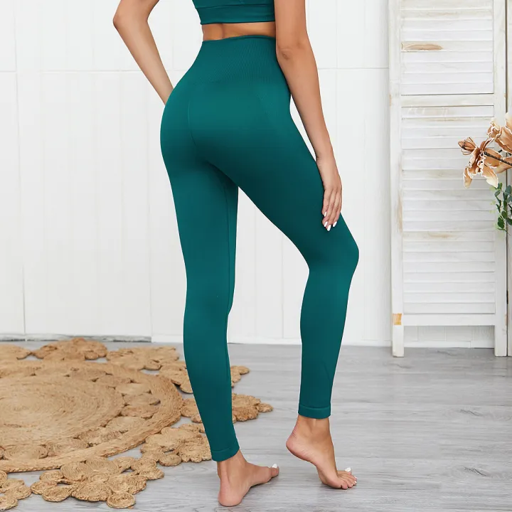 Women%20Fitness%20Seamless%20Sportswear%20Sport%20Workout%20Gym%20Suit%20and%20Yoga%20Set%20%20Size%20:%20L%20-%20Image%205