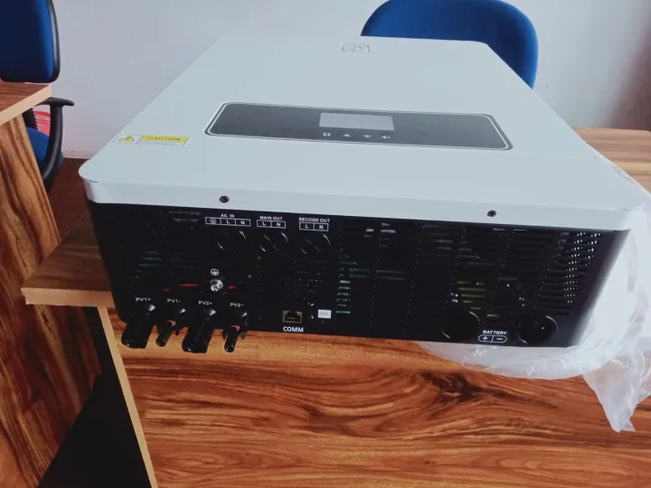 ON%20Grid%20-OFF%202%20in%201%20Hybrid%20Solar%20Inverter%20-%20Image%206