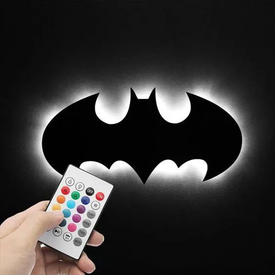Batman%20LED%20Night%20Light(null)%20-%20Image%208