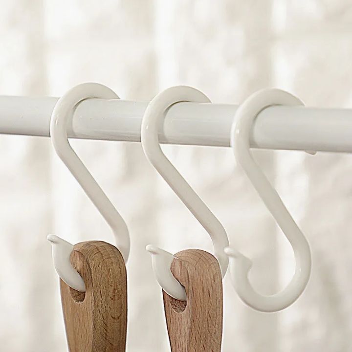 3pcs%20S%20Hooks%20Hanging%20Mini%20Plastic%20White%20S%20Shaped%20Utensils%20Clothes%20Towel%20Spoon%20Hangers%20Racks%20Hooks%20-%20Image%205