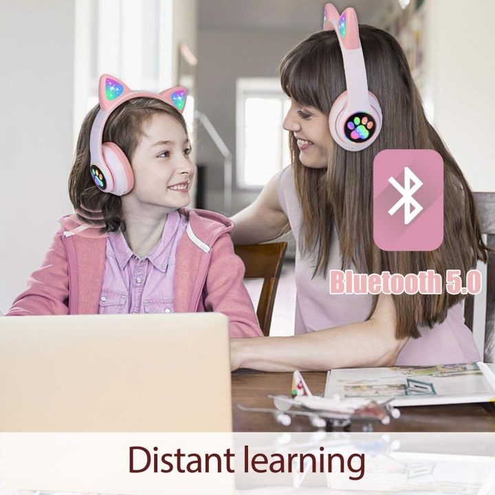 Kids%20Wireless%20Headphones%20Cat%20Ear%20LED%20Light%20Up%20Bluetooth%20Foldable%20Headphones%20Over%20Ear%20-%20Image%205