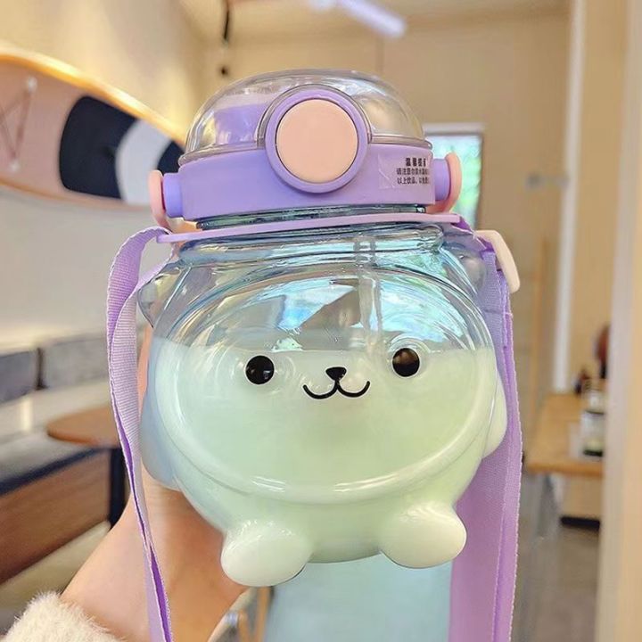 1000%20ML%20Summer%20Cute%20Chubby%20Water%20Bottles%20For%20Girls%20Kids%20School%20Milk%20Bubble%20Tea%20Double%20Drink%20Plastic%20Bottle%20With%20Straw%20Strap%20Cups%20-%20Image%208