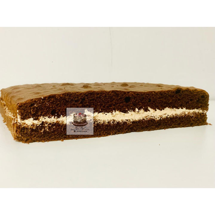 chocolate%20cake%20with%20sandwich%20layer%20500g%20-%20Image%202