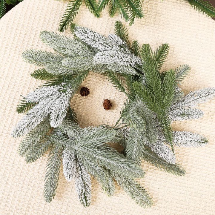 5Pcs%20Artificial%20Greenery%20Pine%20Leaves%20/%20Artificial%20Artificial%20Plant%20Snowy%20Twigs%20Frosted%20Pines%20/%20Artificial%20Pine%20Branches%20/%20Home%20Living%20Room%20Desktop%20Decorations%20/%20DIY%20Xmas%20Garland%20Party%20Decor%20-%20Image%205