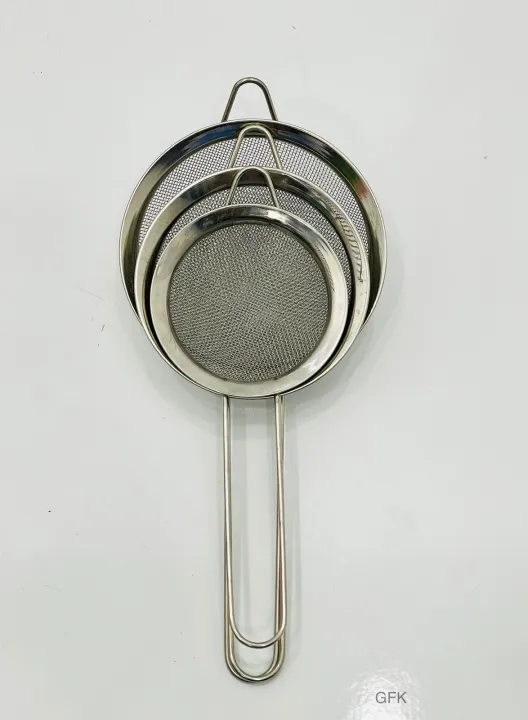 3%20Pcs%20Stainless%20Steel%20Strainer%20-%20Durable%20and%20Quality%20Strainers%20-%20Image%203
