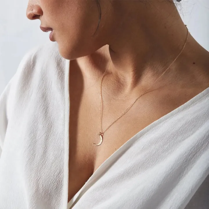 Simple%20Retro%20Crescent%20Moon%20Star%20Necklace%20Charm%20Chain%20Women%20Titanium%20Steel%2018K%20Gold%20Plated%20jewelry%20-%20Image%202