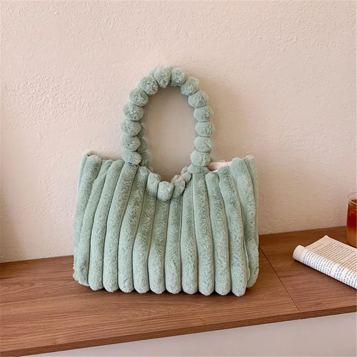 Fluffy%20Tote%20Bag%20Faux%20Fur%20Shoulder%20Purse%20for%20Women%20Plush%20Handbag%20Winter%20Soft%20Fuzzy%20Top%20Handle%20Handbag%20Puffer%20Hobo%20Bag%20-%20Image%207