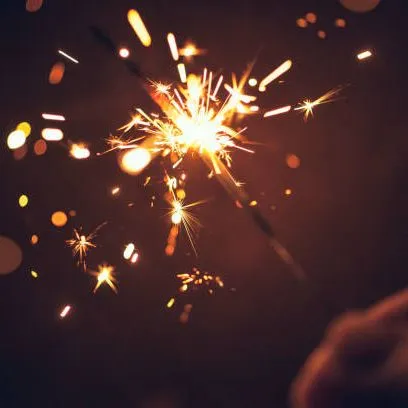 nila%20kuru,lighting,spark,spark%20stick,%20lighting%20spark%20stick%20-%20Image%204