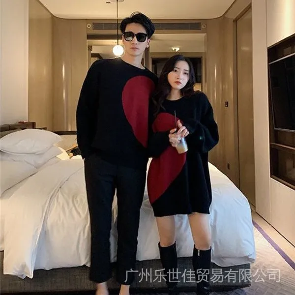 2024%20Autumn%20New%20Love%20Couple%20Wear%20Christmas%20Red%20Sweater%20Women's%20round%20Neck%20Soft%20and%20Glutinous%20Long%20Sleeve%20Sweater%20Top%20-%20Image%202