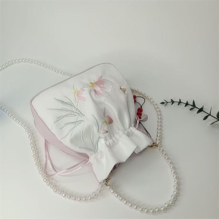 National%20Style%20New%20Portable%20Satin%20Crossbody%20Han%20Chinese%20Clothing%20Bag%20Pearl%20Chain%20Ancient%20Style%20Woven%20Belt%20Flash%20Bright%20Silk%20Embroidery%20Bag%20Drawstring%20Bag%20-%20Image%208