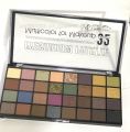 Eyeshadow Pallette Multicolor for Makeup 32 Colors. 