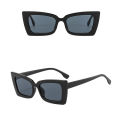 Vintage Sunglasses Stylish UV400 Protection Trendy Glasses Retro Eyeglass New Design Women's Eyeglasses Butterfly Type Sunglasses for Summer Fashion Beachwear Outdoor Activities Party Accessories. 