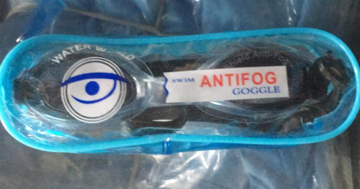Swimming%20Goggles%20-%20Image%206