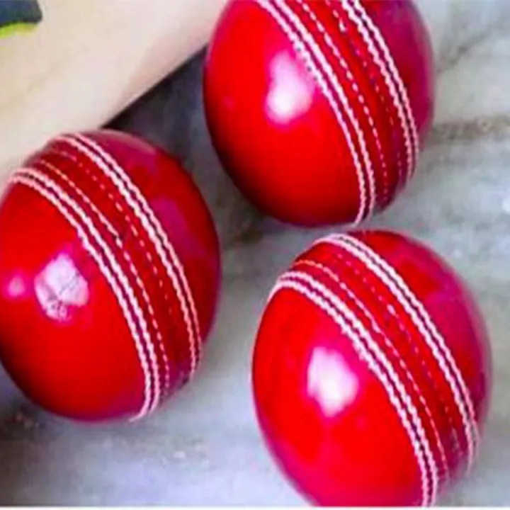 Ball%20Red%20Leather%20Cricket%20Ball%20-%205%201/2%20Oz%20-%20Image%204