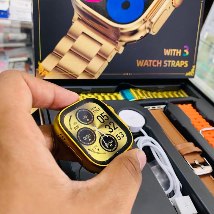 Oteeto%20TU81%20Gold%20Edition%20Ultra%20Amoled%20Display%20Smartwatch%203%20Straps%20-%20Image%202