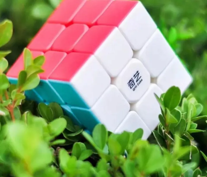 3%20x%203%20Stickerless%20Speed%20Cube%20-%20Image%202