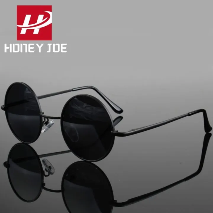 Luxury%20Fashion%20High%20Quality%20Sunglasses%20For%20Men%20&%20Women%20Premium%20%20Brand%20Design%20Sunglasses%20Lightweight%20Eye%20wear%20-%20Image%204