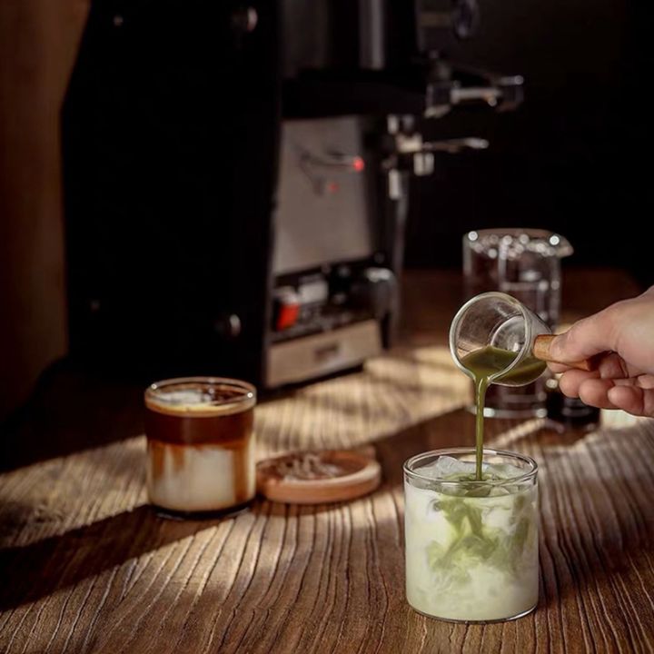 Glass%20Measuring%20Cup%20Espresso%20Shot%20Glass%2075ML%20Triple%20Pitcher%20Barista%20Single%20Spouts%20with%20Wood%20Handle%20-%20Image%203