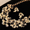 Pearls Crystal Tree Leaves Necklace Earring  Elegant Ladies Luxury Jewelry Set. 