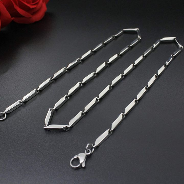 Gold%20and%20silver%20colour%20stainless%20steel%20high%20standard%20chain%20necklace%20for%20men%20and%20women%20-%20Image%207