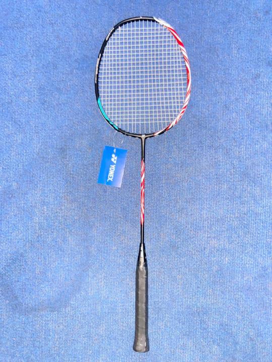 Astrox%20100ZZ%20High%20Tension%20Badminton%20Racket%2026lbs%20-%20Image%202