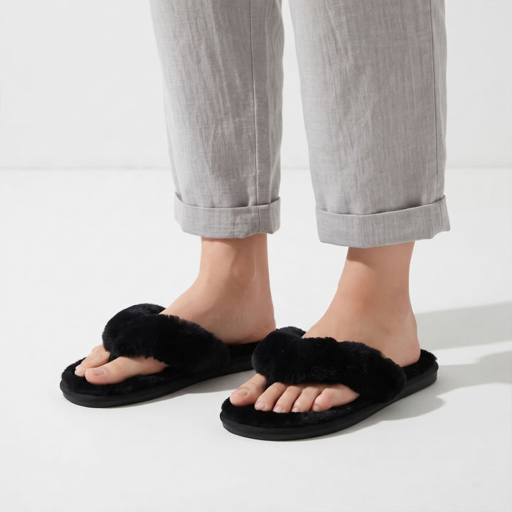 Winter Indoor Slippers for Men and Women Soft Plush Non-Slip Home Shoes Warm Cozy Couples Bedroom Footwear
